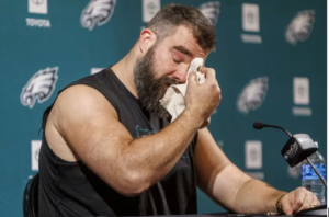 breaking : june first A Fans Bully Jason Kelce for inresponsible to the family kylie kelce and children.